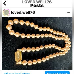 Monet pearl necklace